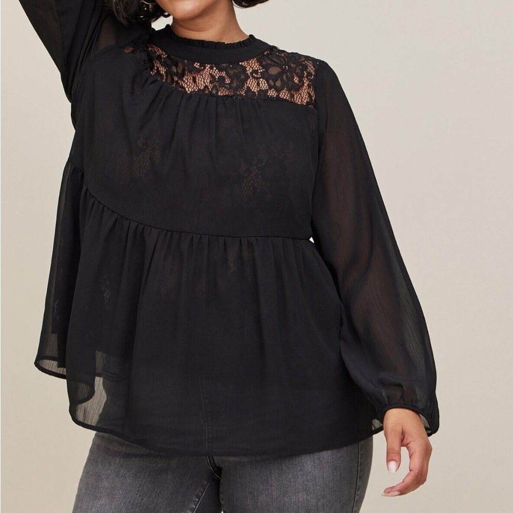 🖤 Torrid Lace-Trim Tiered Blouse – Black (Size 0 / Large 12)